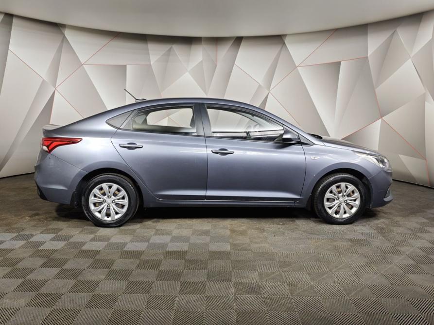 Hyundai Solaris II Москва  - изображение 6