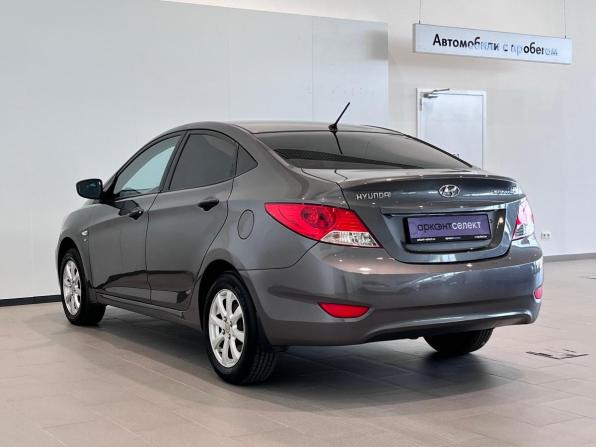 Hyundai Solaris I с пробегом 2012 года, цена 712 000 рублей, 200039 км, седан, Автокод Объявления