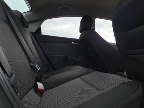 Hyundai Solaris II с пробегом 2017 года, цена 890 000 рублей, 149052 км, седан, Автокод Объявления