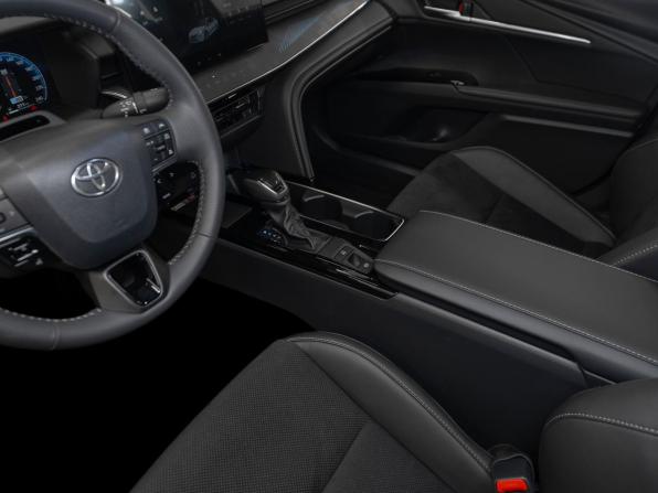 Toyota Camry IX (XV80) China Market с пробегом 2026 года, цена 4 400 000 рублей, 50 км, седан, Автокод Объявления