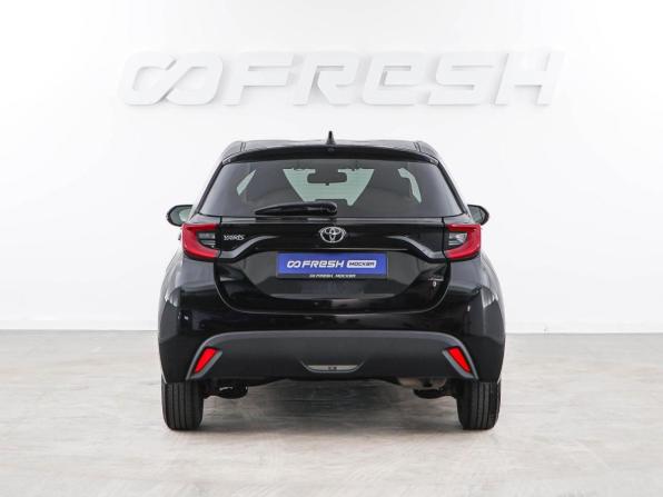 Toyota Yaris IV с пробегом 2021 года, цена 1 249 999 рублей, 74938 км, хэтчбек, Автокод Объявления