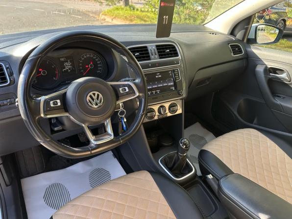 Volkswagen Polo V Рестайлинг с пробегом 2019 года, цена 1 249 000 рублей, 92995 км, седан, Автокод Объявления