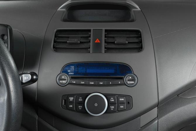 Chevrolet Spark III с пробегом 2012 года, цена 819 000 рублей, 138000 км, хэтчбек, Автокод Объявления