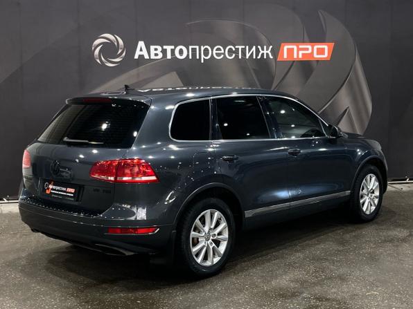 Volkswagen Touareg II с пробегом 2011 года, цена 1 930 000 рублей, 298900 км, внедорожник, Автокод Объявления