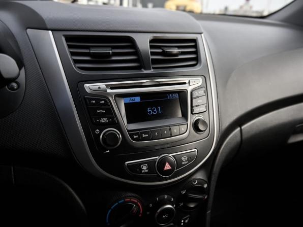 Hyundai Solaris I Рестайлинг с пробегом 2015 года, цена 928 000 рублей, 166715 км, седан, Автокод Объявления