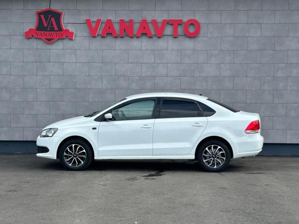 Volkswagen Polo V с пробегом 2014 года, цена 740 000 рублей, 199189 км, седан, Автокод Объявления