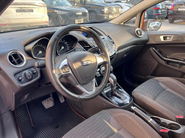 Ford Fiesta Mk6 Рестайлинг с пробегом 2015 года, цена 750 000 рублей, 145000 км, седан, Автокод Объявления