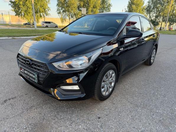 Hyundai Solaris II с пробегом 2019 года, цена 1 449 900 рублей, 99878 км, седан, Автокод Объявления