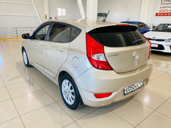 Hyundai Solaris I с пробегом 2011 года, цена 950 000 рублей, 103000 км, хэтчбек, Автокод Объявления