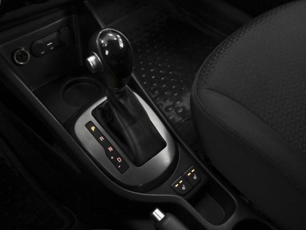 Kia Rio III Рестайлинг с пробегом 2017 года, цена 1 279 000 рублей, 136829 км, седан, Автокод Объявления