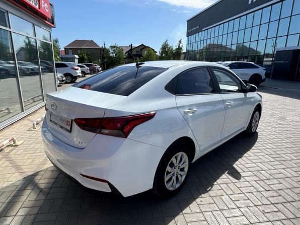 Hyundai Solaris II с пробегом 2019 года, цена 1 499 900 рублей, 60027 км, седан, Автокод Объявления