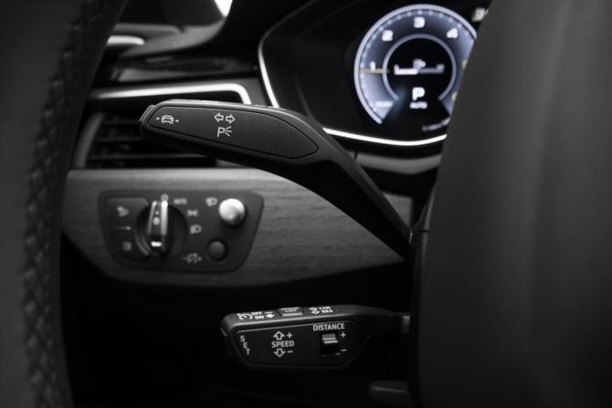 Audi A5 II (F5) Рестайлинг с пробегом 2023 года, цена 5 750 000 рублей, 24589 км, лифтбек, Автокод Объявления