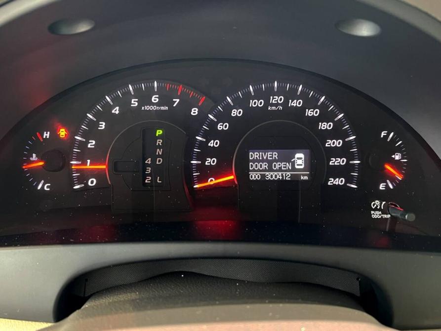 Toyota Camry VI (XV40) Оренбург  - изображение 21