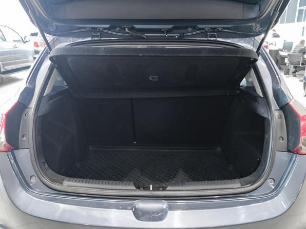 Kia Ceed II с пробегом 2013 года, цена 1 030 000 рублей, 180724 км, хэтчбек, Автокод Объявления