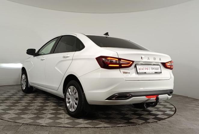 Lada (ВАЗ) Vesta I Рестайлинг (NG) с пробегом 2023 года, цена 1 230 000 рублей, 45037 км, седан, Автокод Объявления