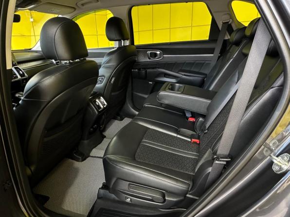 Kia Sorento IV с пробегом 2021 года, цена 3 199 000 рублей, 57037 км, внедорожник, Автокод Объявления