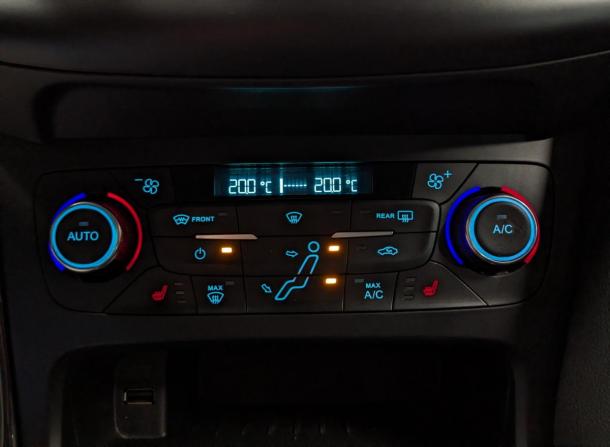 Ford Focus III Рестайлинг с пробегом 2017 года, цена 1 215 000 рублей, 134132 км, хэтчбек, Автокод Объявления