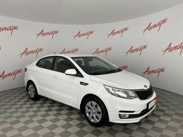 Kia Rio III Рестайлинг с пробегом 2017 года, цена 1 080 000 рублей, 108967 км, седан, Автокод Объявления