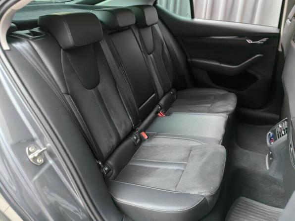 Skoda Octavia IV (A8) с пробегом 2020 года, цена 2 429 000 рублей, 56000 км, лифтбек, Автокод Объявления