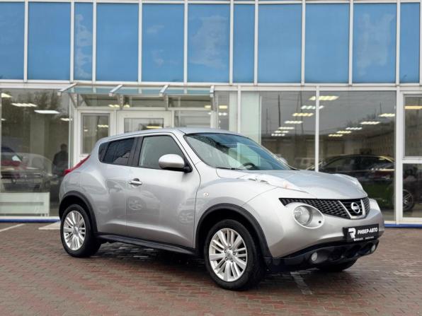 Nissan Juke I с пробегом 2011 года, цена 1 030 000 рублей, 134452 км, внедорожник, Автокод Объявления