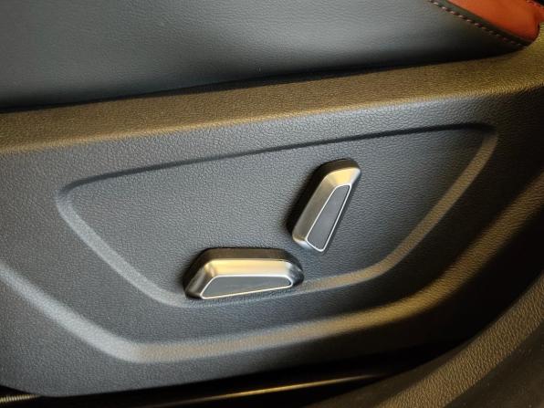 Geely Coolray I с пробегом 2023 года, цена 1 799 000 рублей, 68687 км, внедорожник, Автокод Объявления
