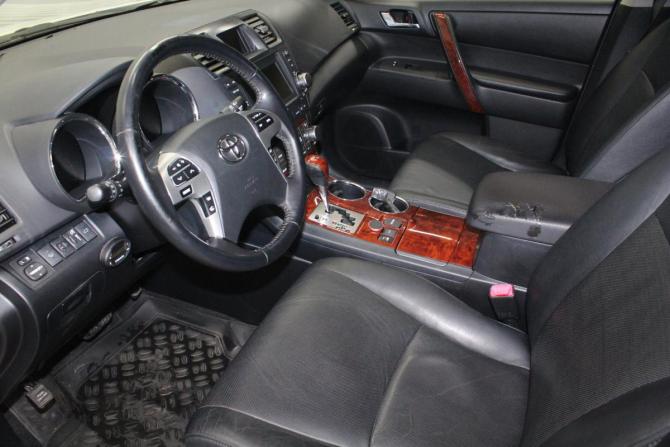 Toyota Highlander II (XU40) Рестайлинг с пробегом 2011 года, цена 2 149 000 рублей, 125218 км, внедорожник, Автокод Объявления
