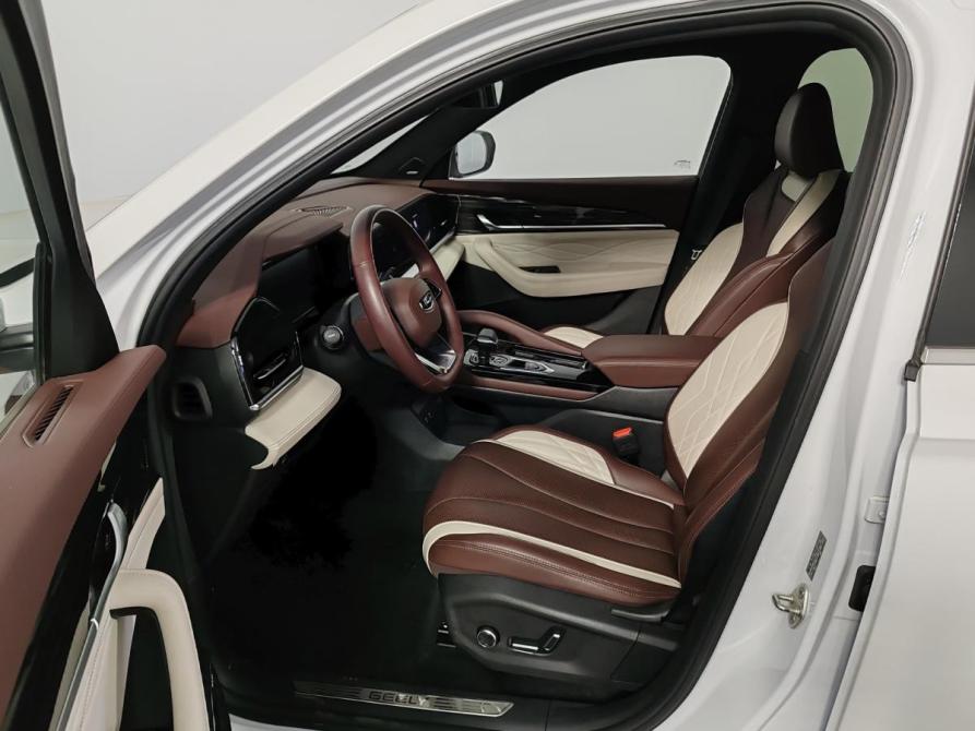Geely Monjaro I Москва  - изображение 16