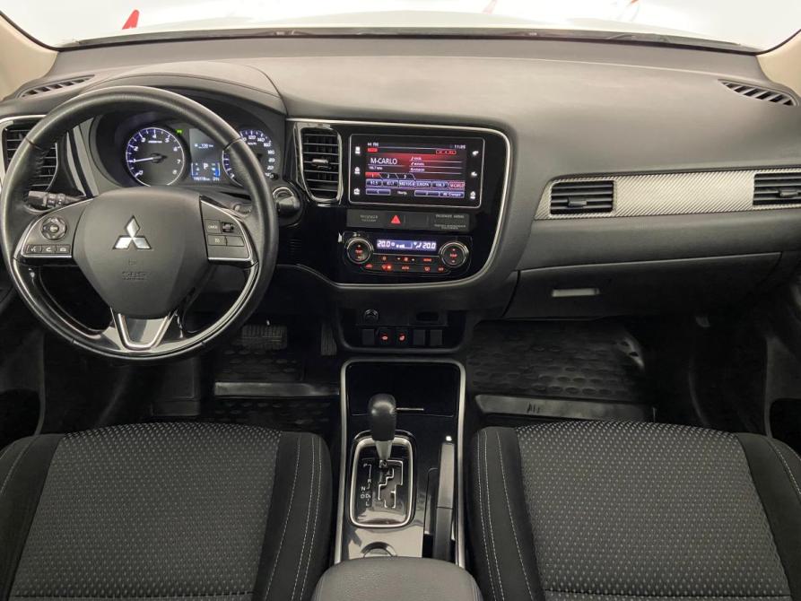 Mitsubishi Outlander III Рестайлинг 2 Псков  - изображение 9