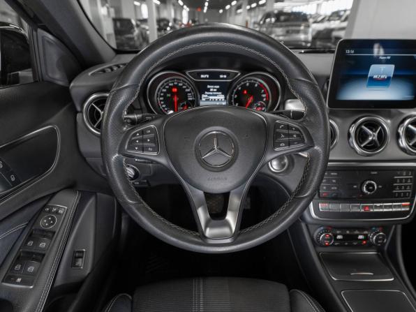 Mercedes-Benz GLA I (X156) Рестайлинг с пробегом 2017 года, цена 2 670 000 рублей, 77492 км, внедорожник, Автокод Объявления