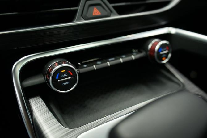 Geely Tugella I Рестайлинг с пробегом 2024 года, цена 2 970 000 рублей, 54487 км, внедорожник, Автокод Объявления