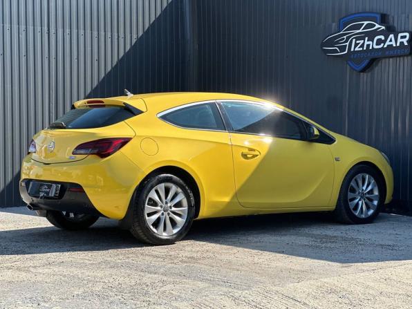 Opel Astra J Рестайлинг с пробегом 2013 года, цена 599 000 рублей, 238000 км, хэтчбек, Автокод Объявления