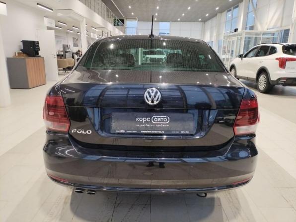 Volkswagen Polo V Рестайлинг с пробегом 2018 года, цена 993 700 рублей, 264000 км, седан, Автокод Объявления