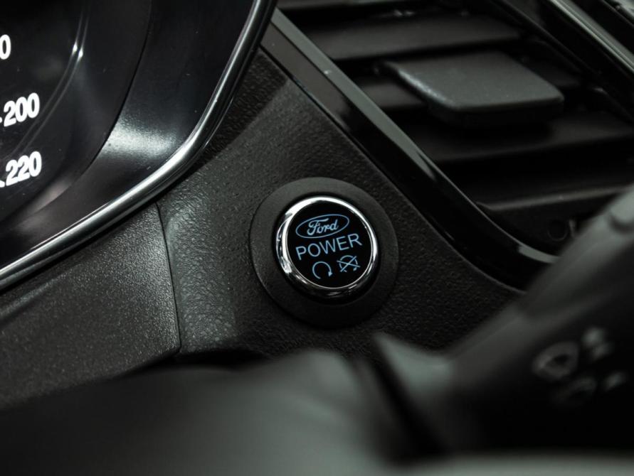Ford Fiesta Mk6 Рестайлинг Санкт-Петербург  - изображение 16