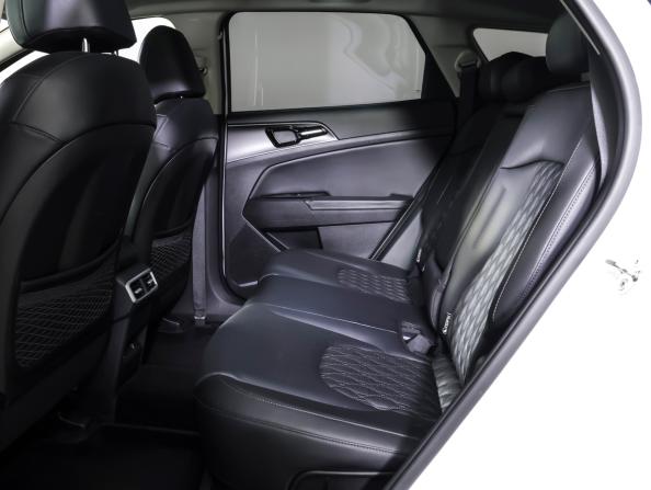 Kia Sportage V с пробегом 2025 года, цена 3 890 000 рублей, 42759 км, внедорожник, Автокод Объявления