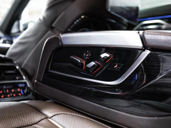 BMW 7 серии VI (G11/G12) Рестайлинг с пробегом 2019 года, цена 5 399 585 рублей, 187426 км, седан, Автокод Объявления