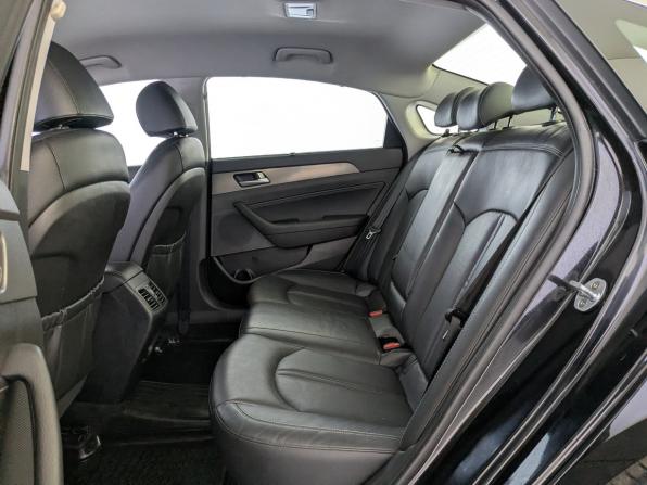 Hyundai Sonata VII (LF) Рестайлинг с пробегом 2017 года, цена 1 590 000 рублей, 148080 км, седан, Автокод Объявления
