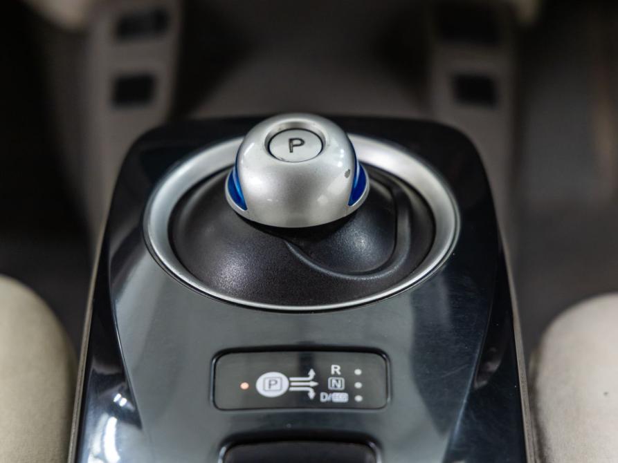 Nissan Leaf I (ZE0/AZE0) Волгоград  - изображение 26