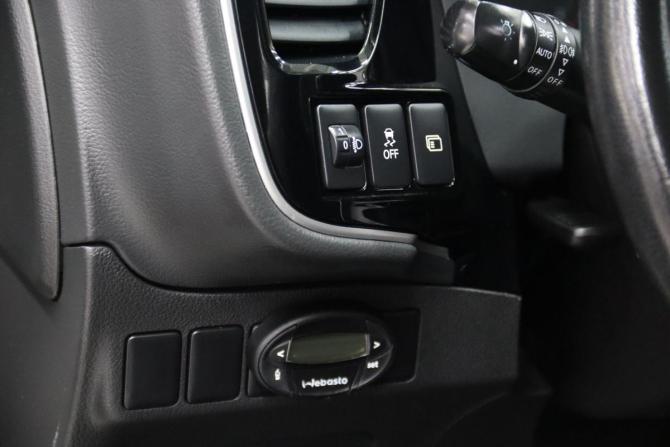 Mitsubishi Outlander III Рестайлинг 3 с пробегом 2019 года, цена 2 595 950 рублей, 127146 км, внедорожник, Автокод Объявления