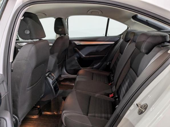 Skoda Octavia III (A7) Рестайлинг с пробегом 2020 года, цена 1 890 000 рублей, 80725 км, лифтбек, Автокод Объявления