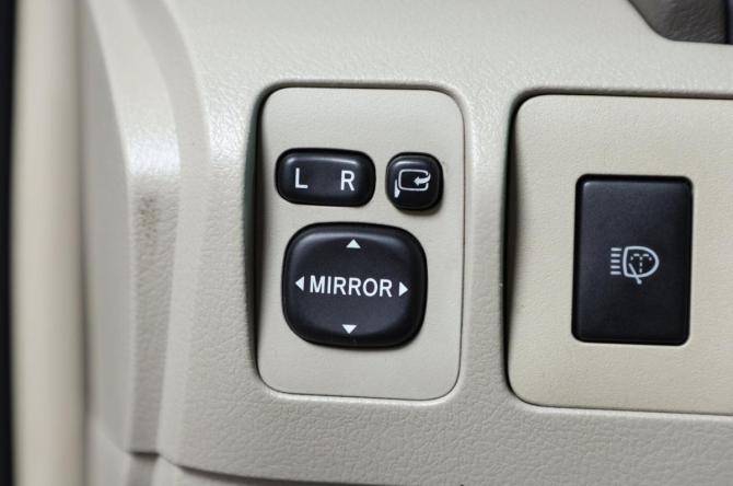 Toyota Camry VI (XV40) Рестайлинг с пробегом 2011 года, цена 1 199 000 рублей, 330000 км, седан, Автокод Объявления
