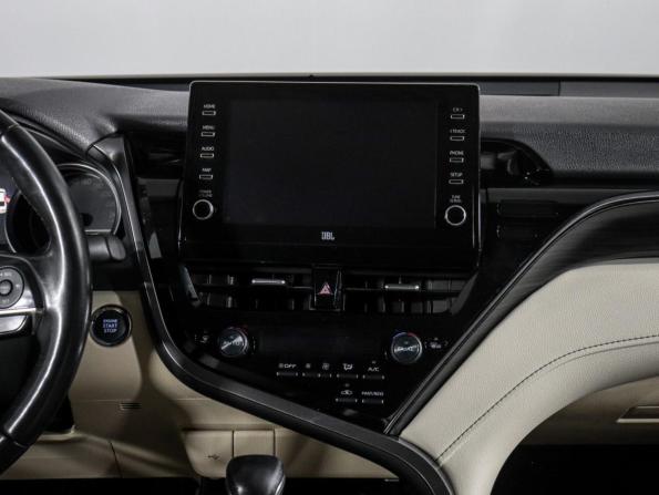 Toyota Camry VIII (XV70) Рестайлинг с пробегом 2021 года, цена 3 499 000 рублей, 69564 км, седан, Автокод Объявления