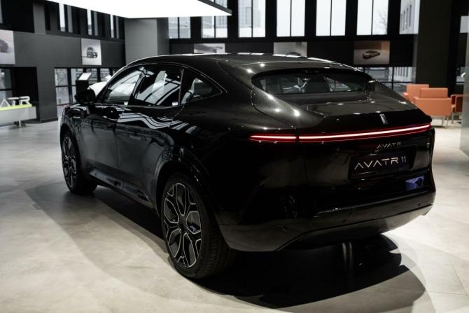 Новый Avatr 11 I 2025 года, цена 7 990 000 рублей, внедорожник, Автокод Объявления
