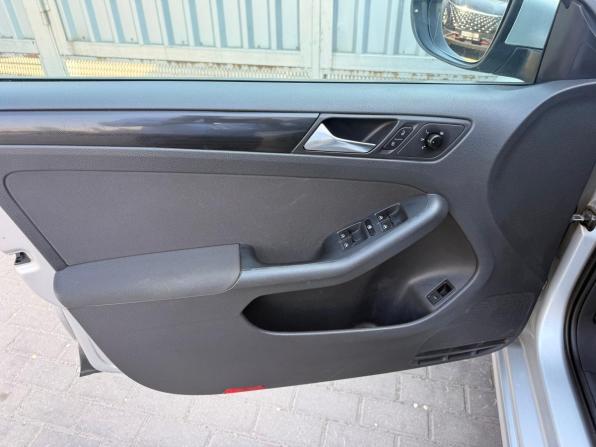 Volkswagen Jetta VI с пробегом 2011 года, цена 849 000 рублей, 225300 км, седан, Автокод Объявления