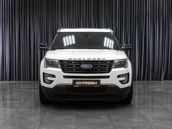 Ford Explorer V Рестайлинг с пробегом 2016 года, цена 2 899 000 рублей, 208054 км, внедорожник, Автокод Объявления