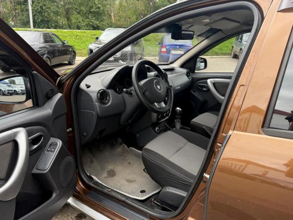 Renault Duster I с пробегом 2012 года, цена 810 000 рублей, 204670 км, внедорожник, Автокод Объявления