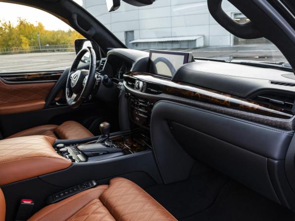 Lexus LX III Рестайлинг 2 с пробегом 2021 года, цена 8 100 000 рублей, 200407 км, внедорожник, Автокод Объявления