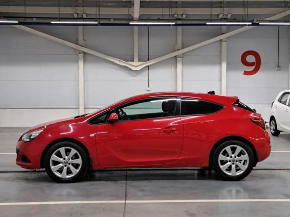Opel Astra J Рестайлинг с пробегом 2014 года, цена 750 000 рублей, 206802 км, хэтчбек, Автокод Объявления