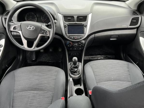 Hyundai Solaris I Рестайлинг с пробегом 2014 года, цена 925 000 рублей, 109005 км, хэтчбек, Автокод Объявления