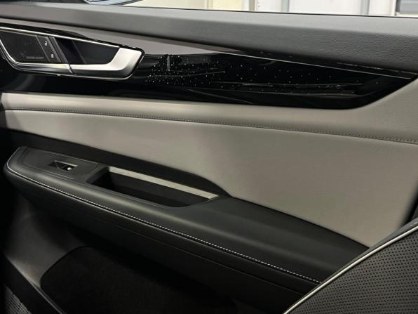 Volkswagen Teramont I Рестайлинг (China Market) с пробегом 2022 года, цена 5 350 000 рублей, 60450 км, внедорожник, Автокод Объявления