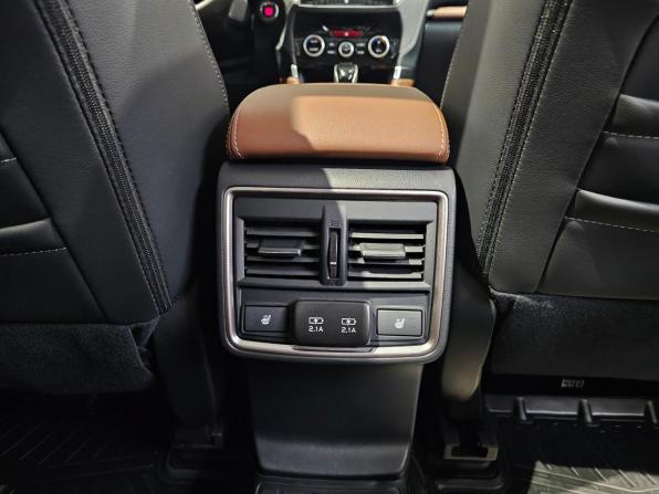 Subaru Forester V Рестайлинг с пробегом 2025 года, цена 6 300 000 рублей, 5740 км, внедорожник, Автокод Объявления